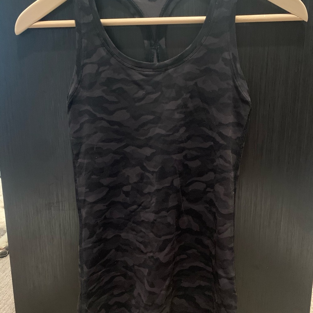 Camo lululemon tank top size 4